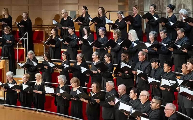 Members of Pacific Chorale 