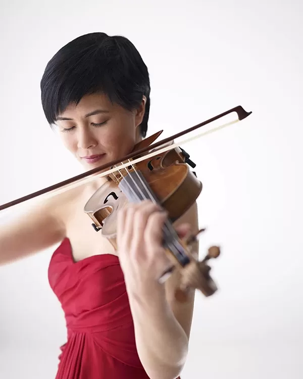 Jennifer Koh with her violin