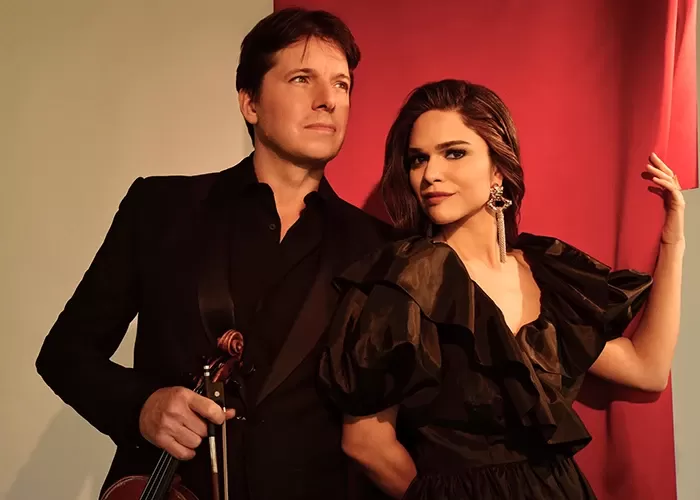 Joshua Bell & Larisa Martínez: Voice & the Violin